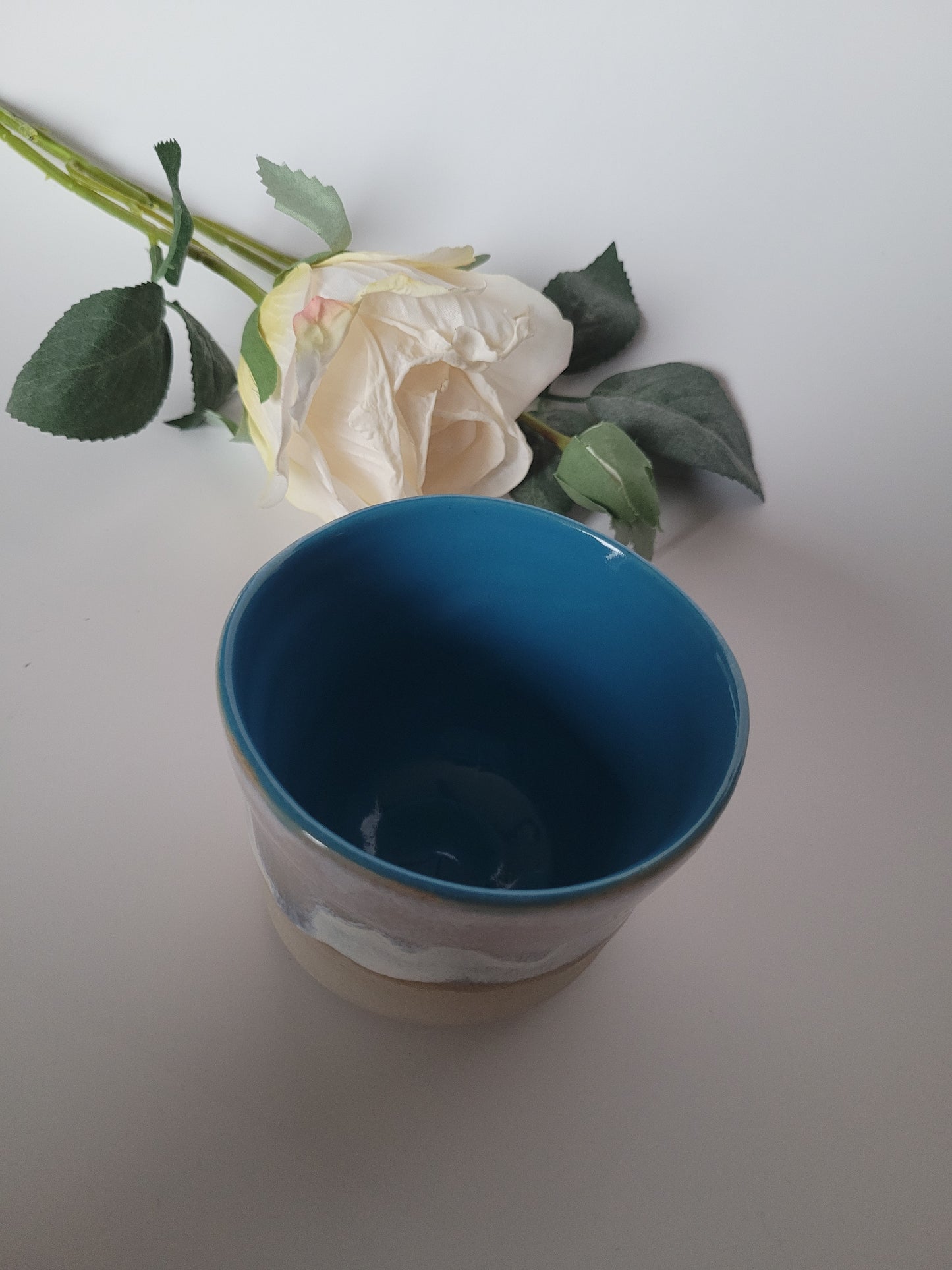 Keramik-Set in Ozeanblau – handgedreht & einzigartig