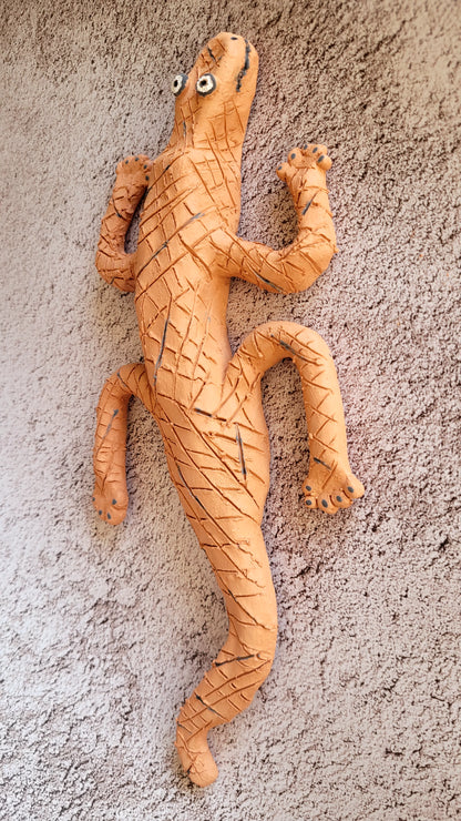 Gecko made of clay - handmade