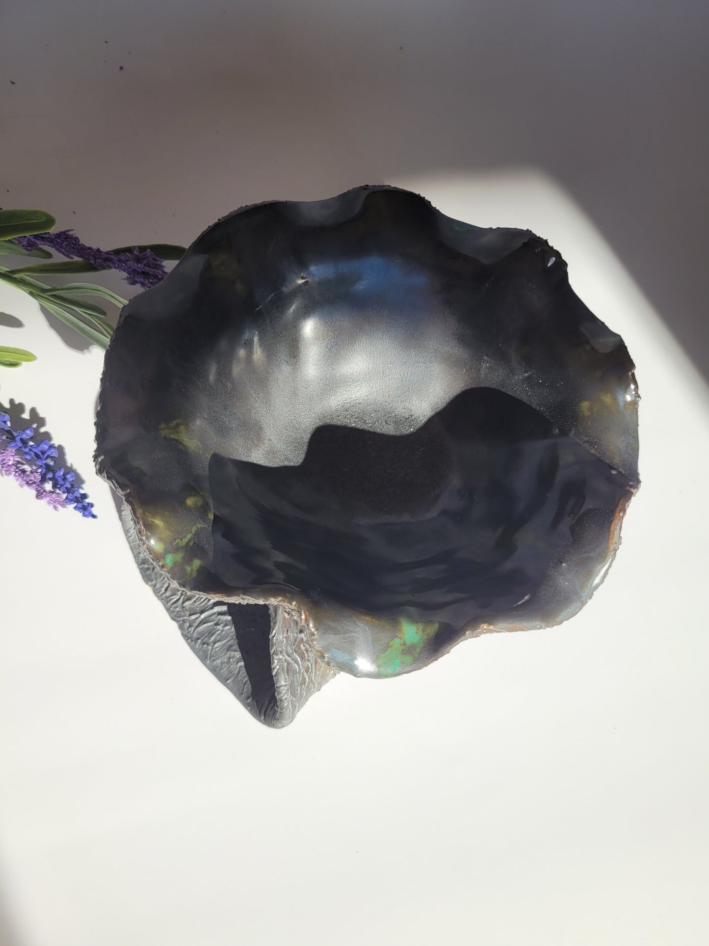 Bowl with foot made of clay - handmade