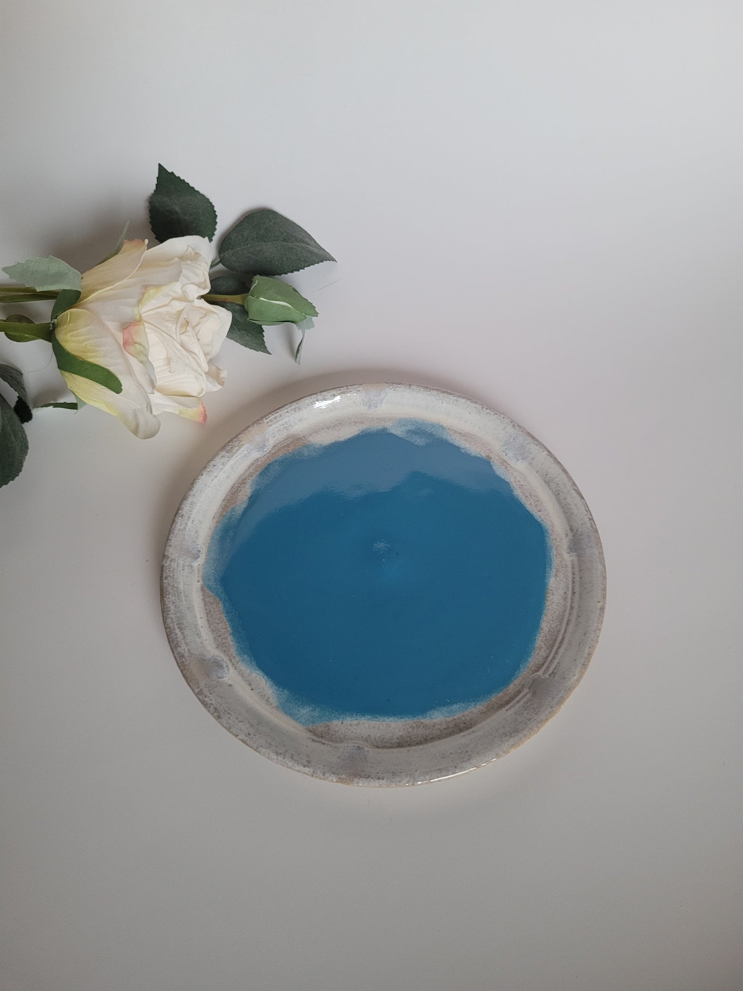 Keramik-Set in Ozeanblau – handgedreht & einzigartig