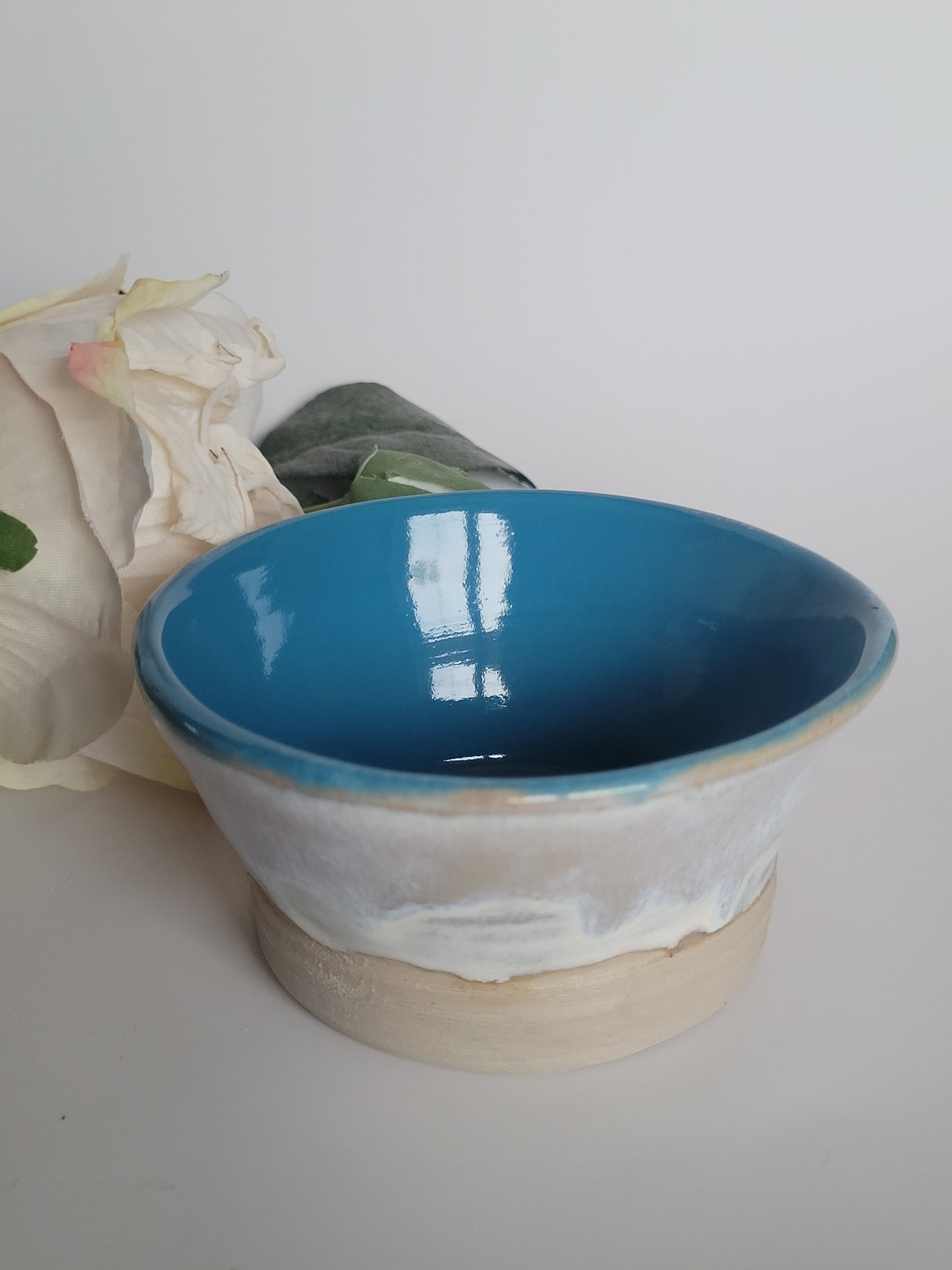 Keramik-Set in Ozeanblau – handgedreht & einzigartig