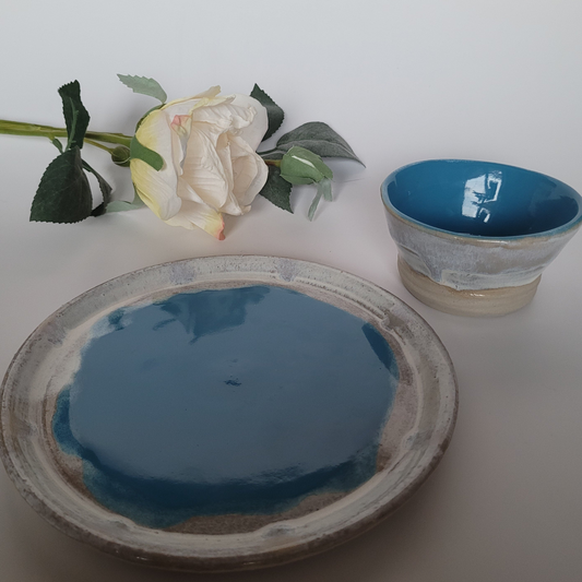 Keramik-Set in Ozeanblau – handgedreht & einzigartig