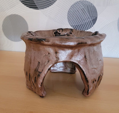 Elephant bowl tripod made of clay - handmade