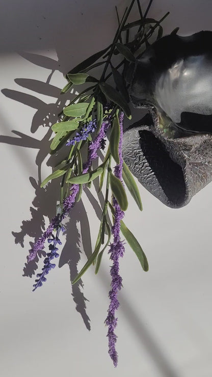 Bowl with foot made of clay - handmade