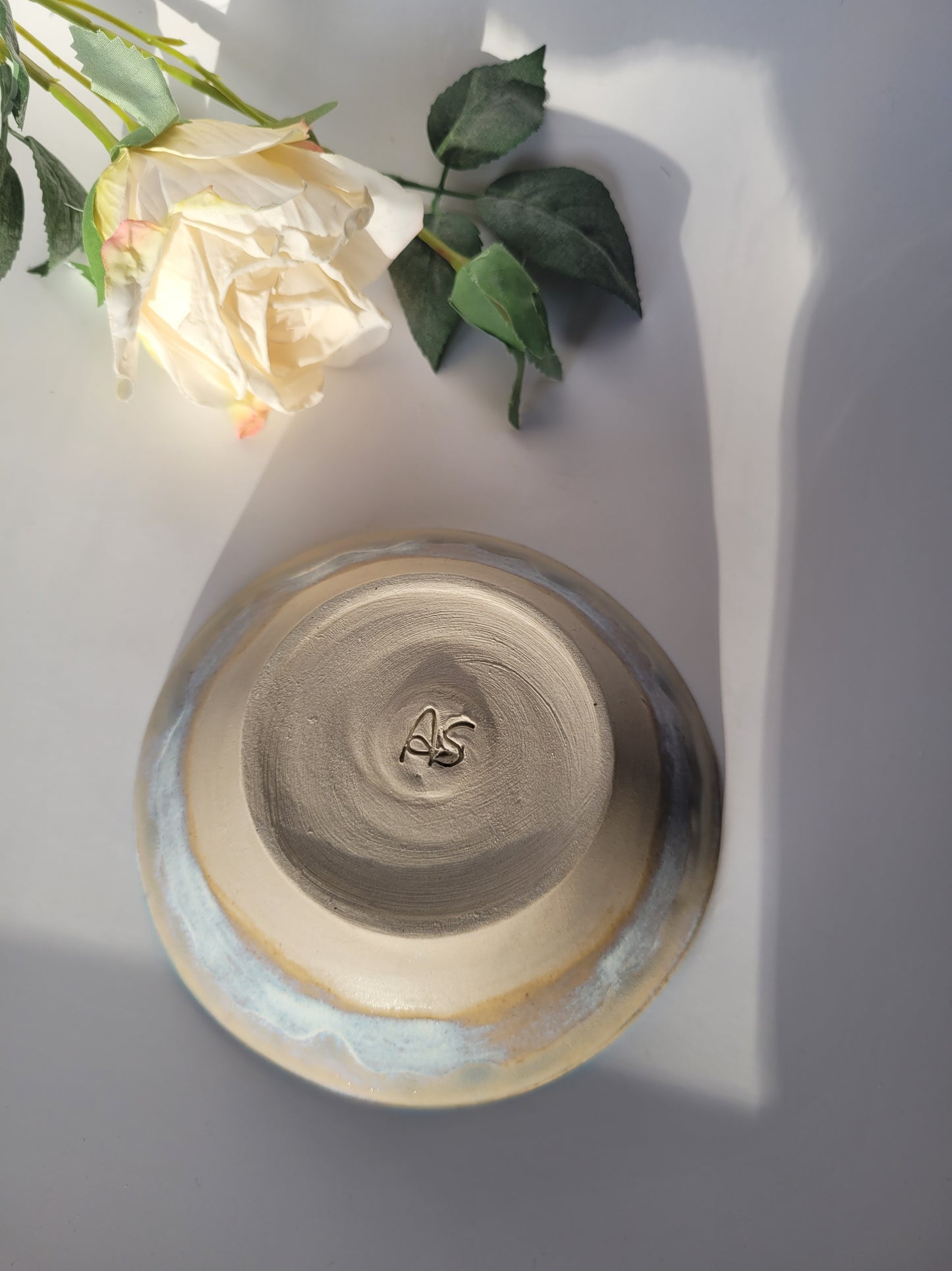 Keramik-Set in Ozeanblau, bestehend aus Becher und Müslischale, handgedreht und einzigartig